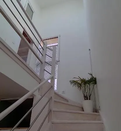 B&B Belle Sur Terrasse A 3 Min De La Gare 보르도